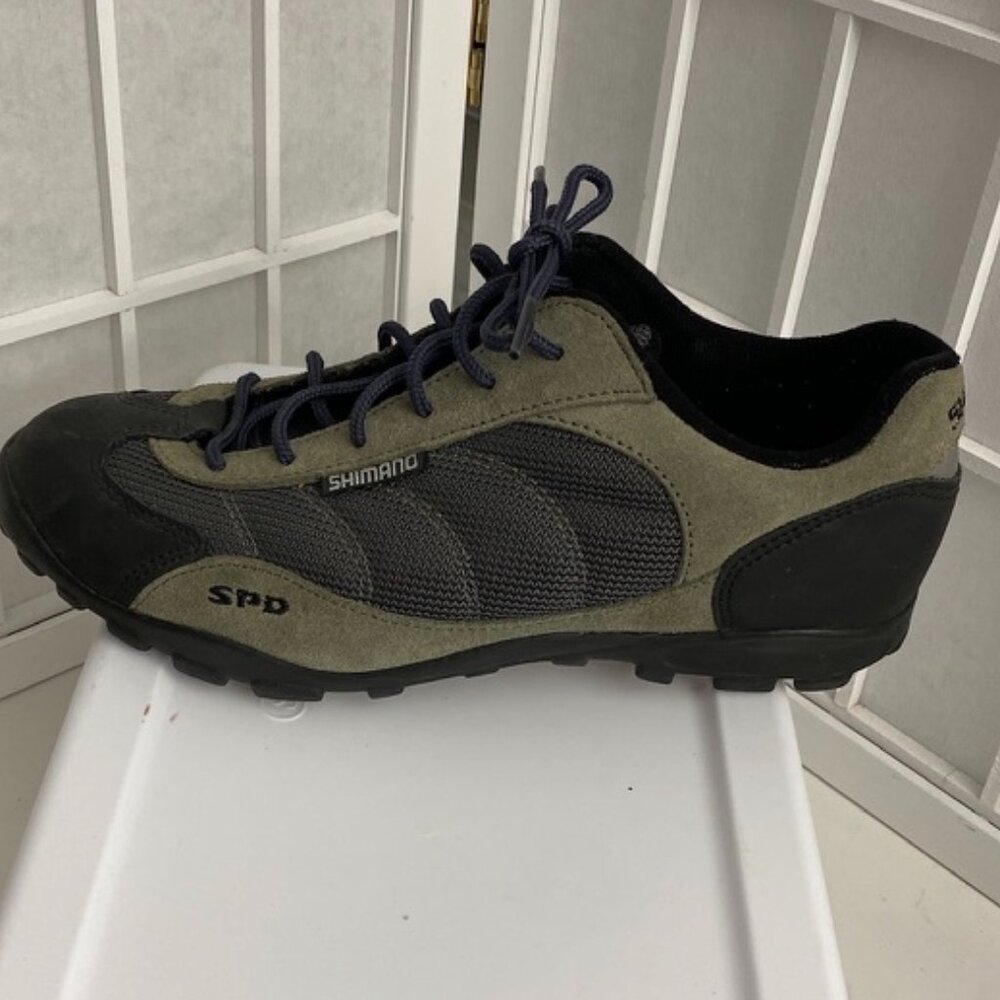 Shimano  Woman Sz 8.5  MBT Bike Shoes Dark & Light Grey with Laces - Picture 4 of 6